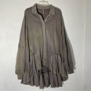 Free People Button-up Ruffled Hem
Sweatshirt S